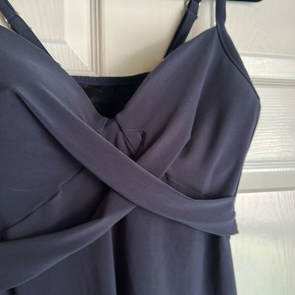 NWT Miraclesuit Rock Solid Allura Tankini Top - Picture 2 of 4